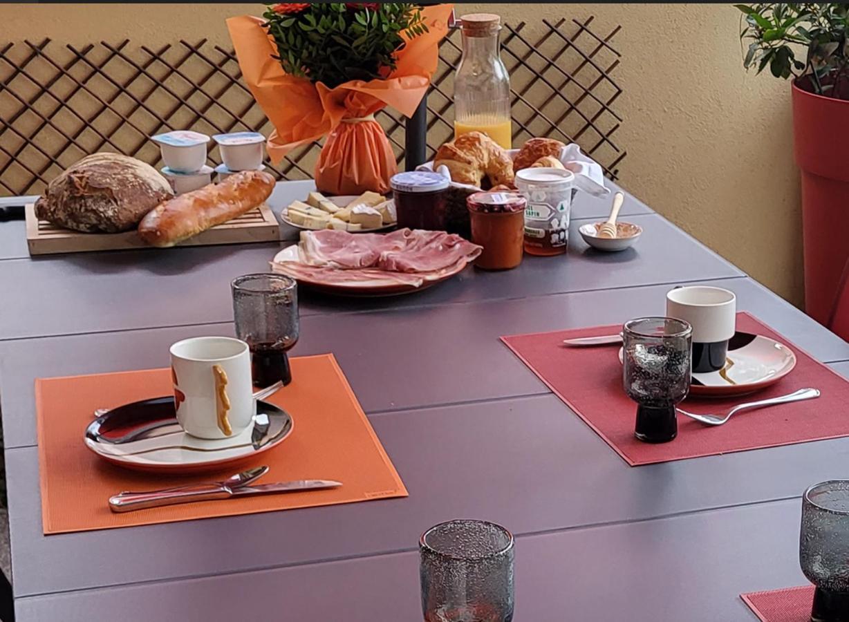 Poesie En Partage Bed and Breakfast Giromagny Exteriör bild