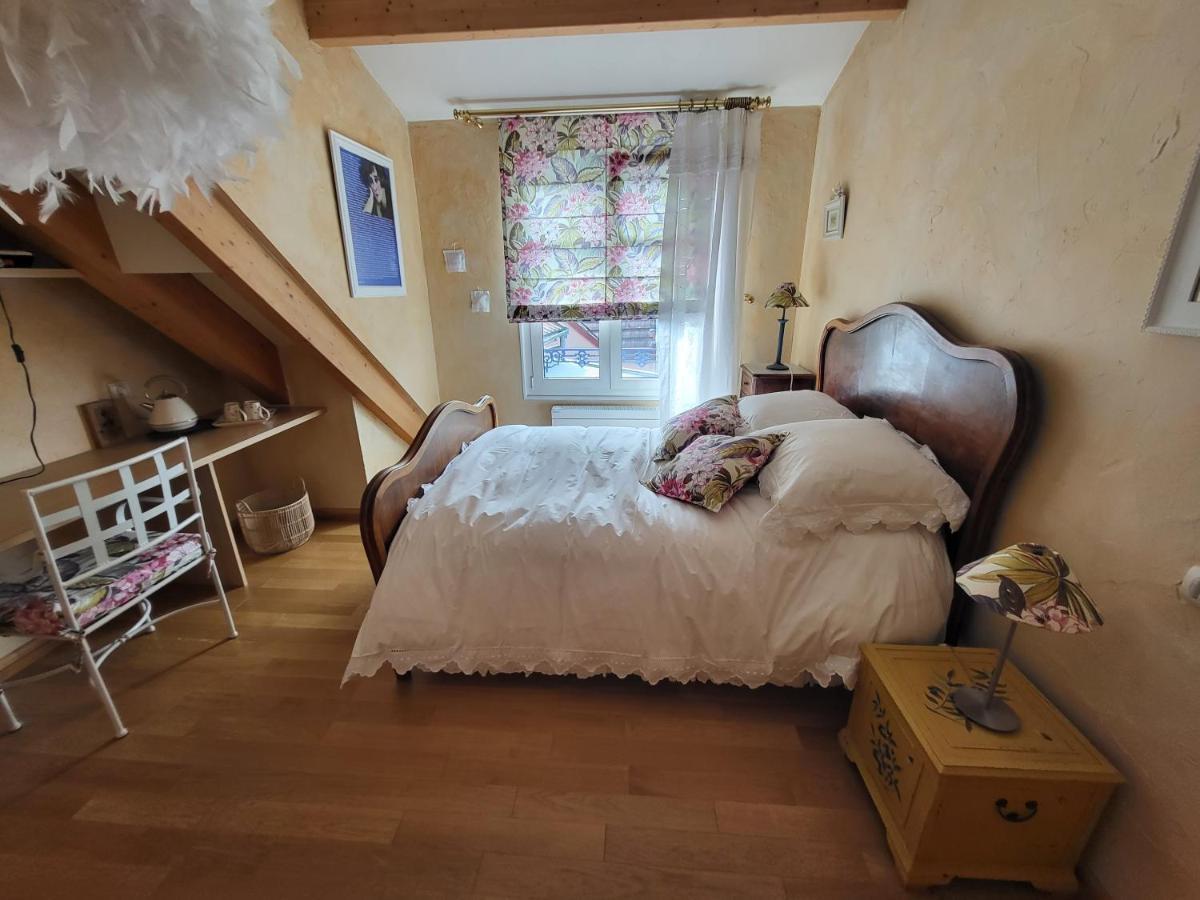 Poesie En Partage Bed and Breakfast Giromagny Exteriör bild